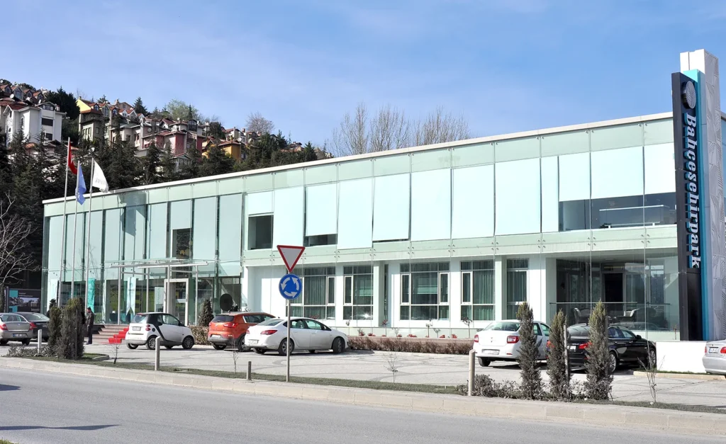Bahçeşehir Park Showroom